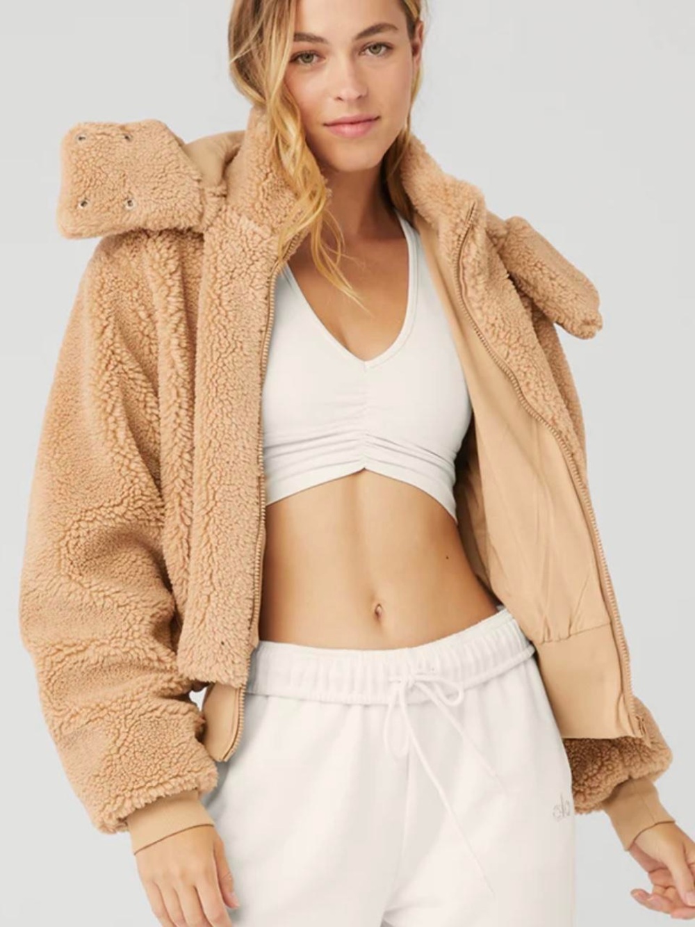 ALO Yoga Plush Teddy Jacket in Tan